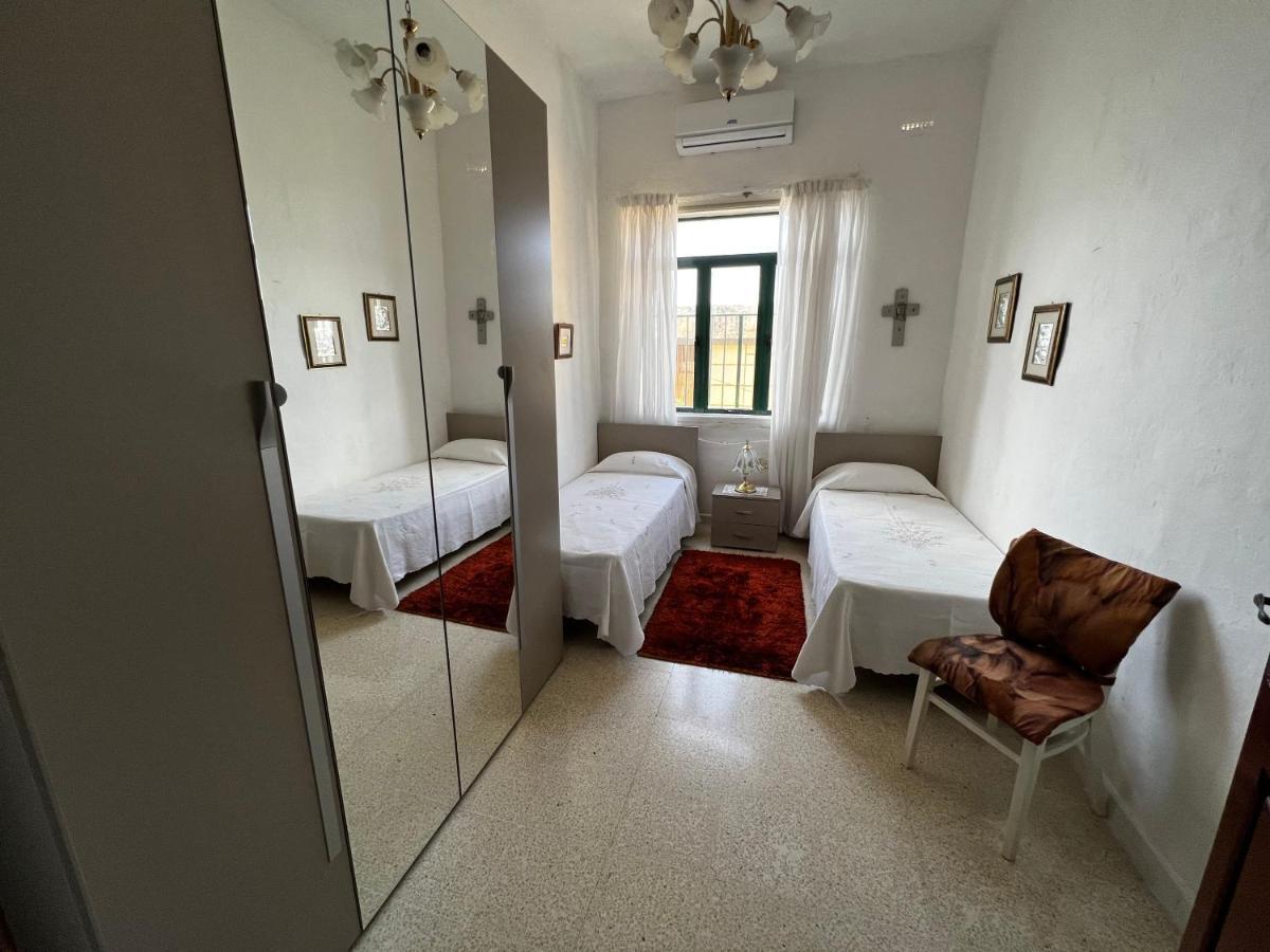 Superb 3 Bedroom Apartment In Valletta Exterior photo